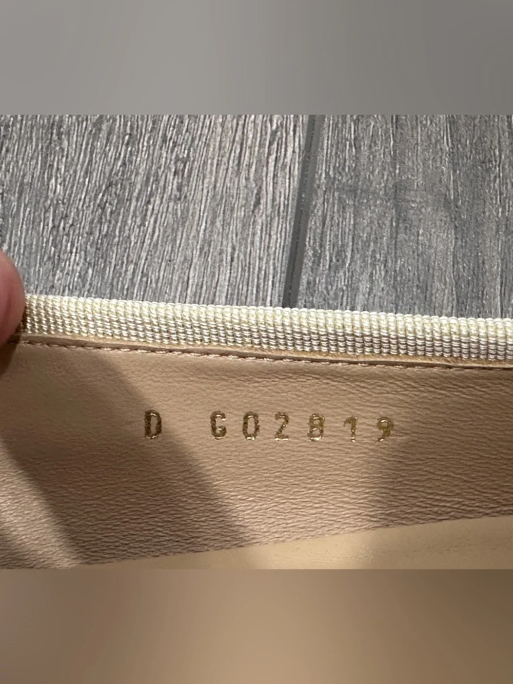 CHANEL CLASSIC CC LOGO BEIGE & BLACK CAPTOE LEATHER BALLET FLATS Size 37.5 NEW - Picture 16 of 16